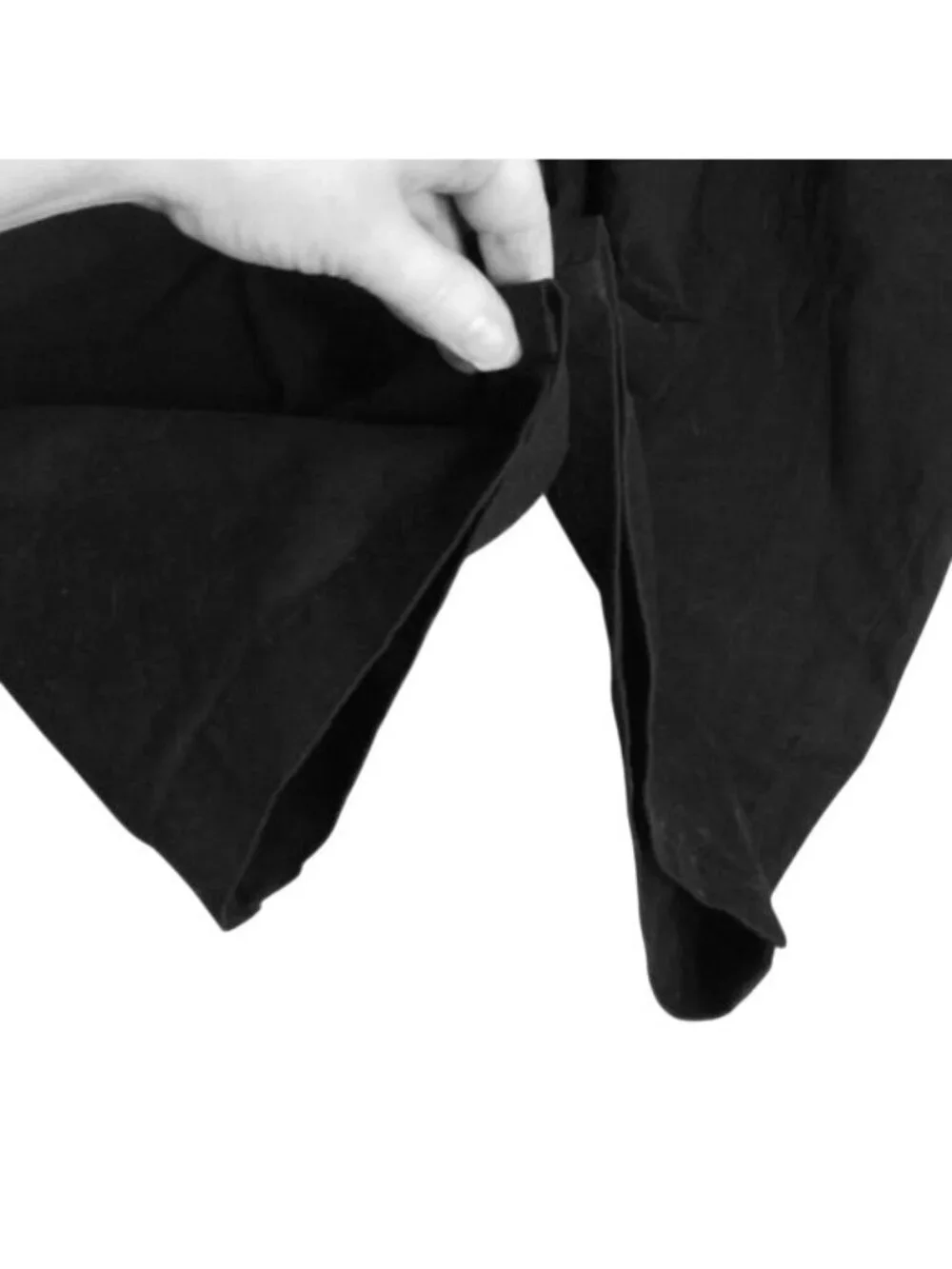 Classic Fit Womens Black Capri Pants Size 22W Stretch Slimming Design NEW - Picture 2 of 8